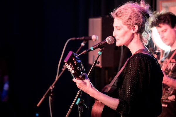Di. 21 OKT: Leslie Graves and Toby Goodshank - Boo Hoo - The World of Dust - Afbeelding 4