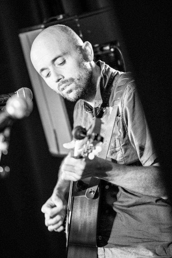 Di. 21 OKT: Leslie Graves and Toby Goodshank - Boo Hoo - The World of Dust