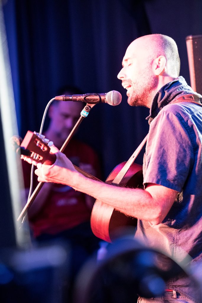 Di. 21 OKT: Leslie Graves and Toby Goodshank - Boo Hoo - The World of Dust