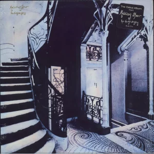 Mazzy Star - She Hangs Brightly