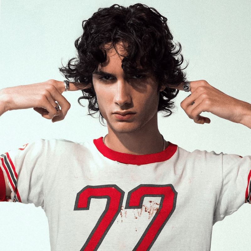 Sombr - I Barely Know Her - Afbeelding 1