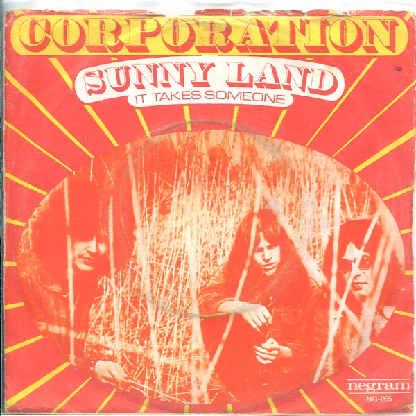 7" | Corporation – Sunny Land