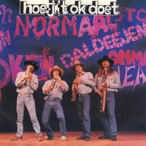 7" | Normaal - Hoe-j 't Ok Doet / Pacht Betalen