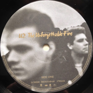U2 – The Unforgettable Fire - Afbeelding 2