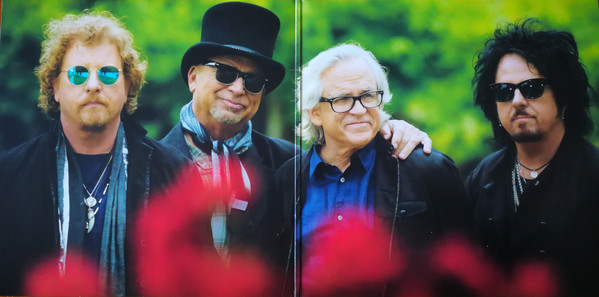 Toto – 40 Trips Around The Sun (2LP)
