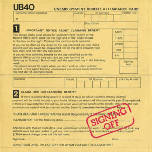 UB40 - Signing Off (2 LP, 1x 45 rpm, 1x 33 rpm) - Afbeelding 1