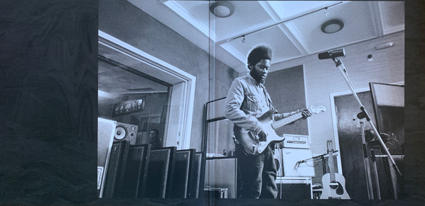 Michael Kiwanuka - Love & Hate
